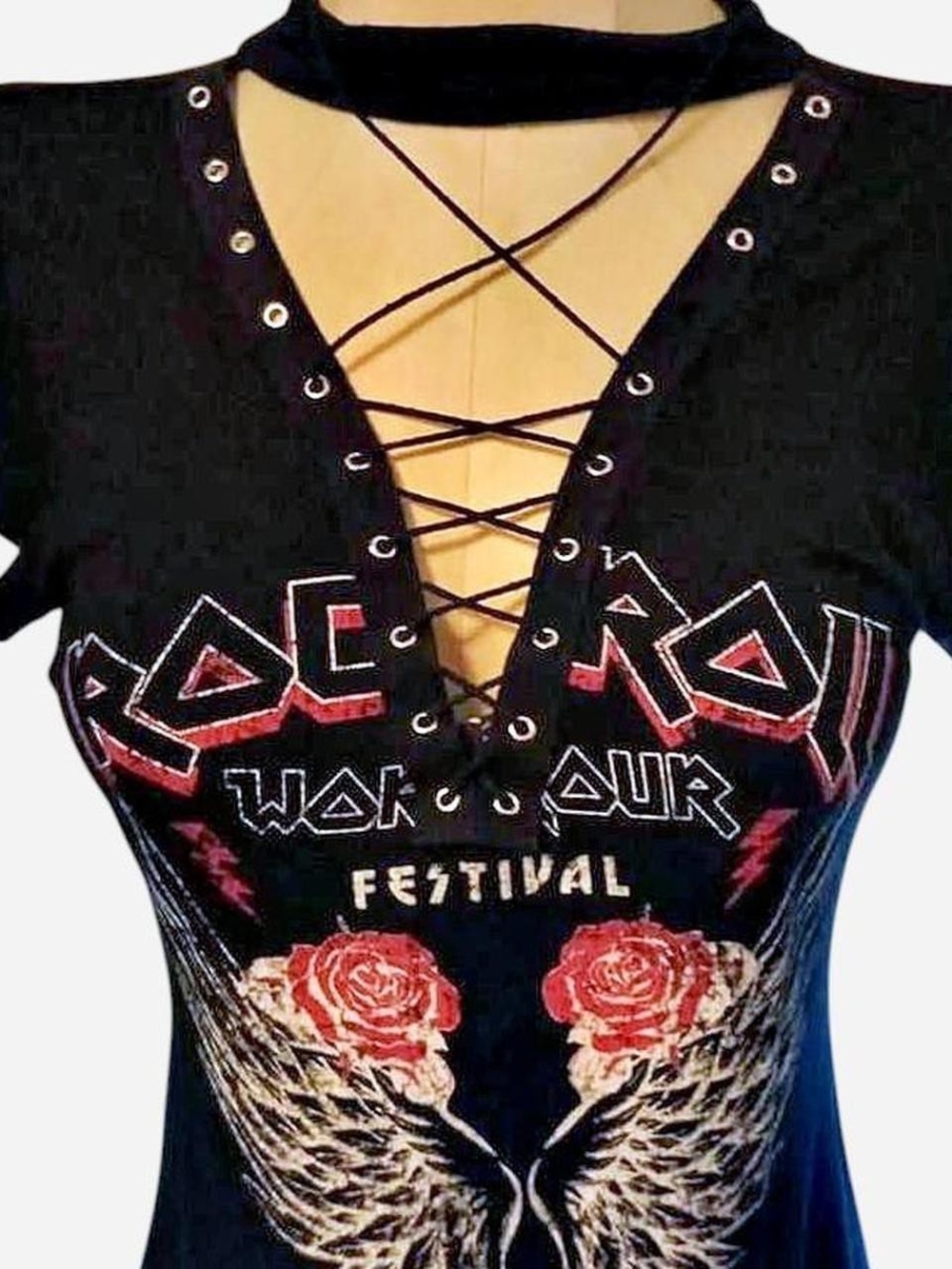 Source Unknown Black Lace-Up Graphic Tee with Red and Cream Roses